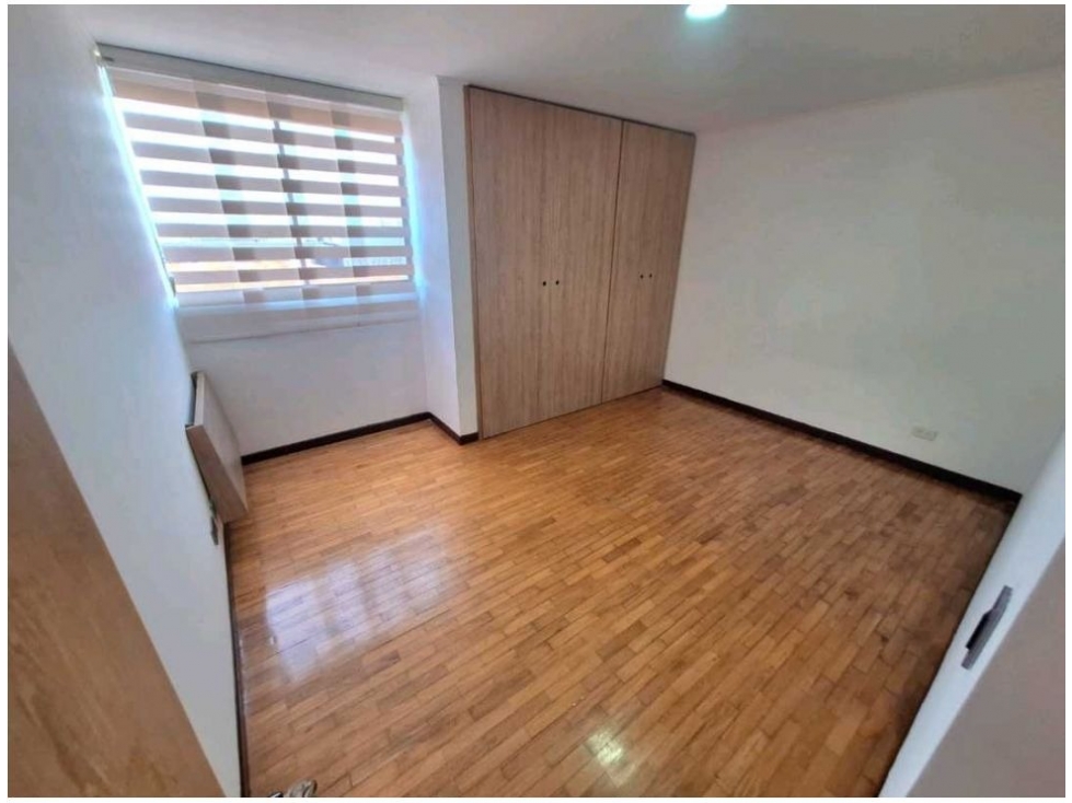 APARTAMENTO EN VENTA EL POBLADO, LA VISITACIÓN — foto 6