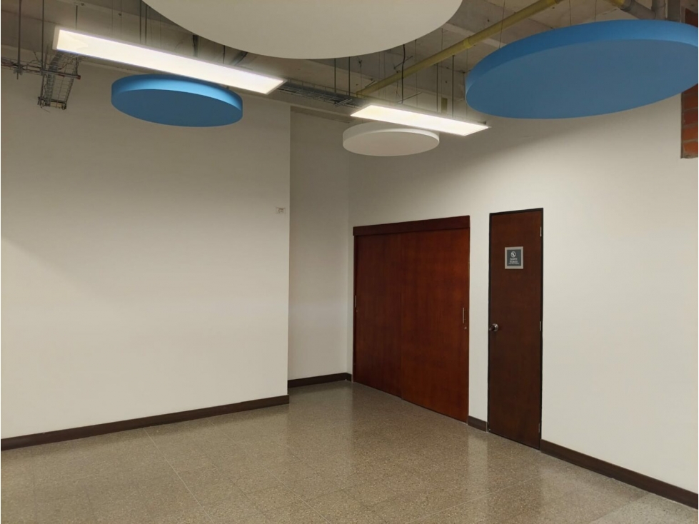 LOCAL OLAYA HERRERA CALL CENTER — foto 6