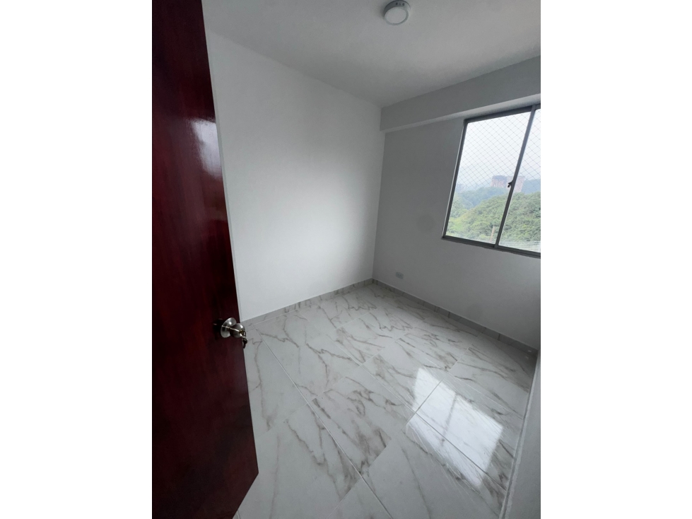 APARTAMENTO EN VENTA EN LA ESTRELLA PARTE BAJA — foto 5