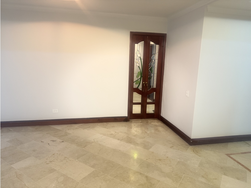 VENTA DE APARTAMENTO EN EL POBLADO SECTOR VIZCAYA — foto 3