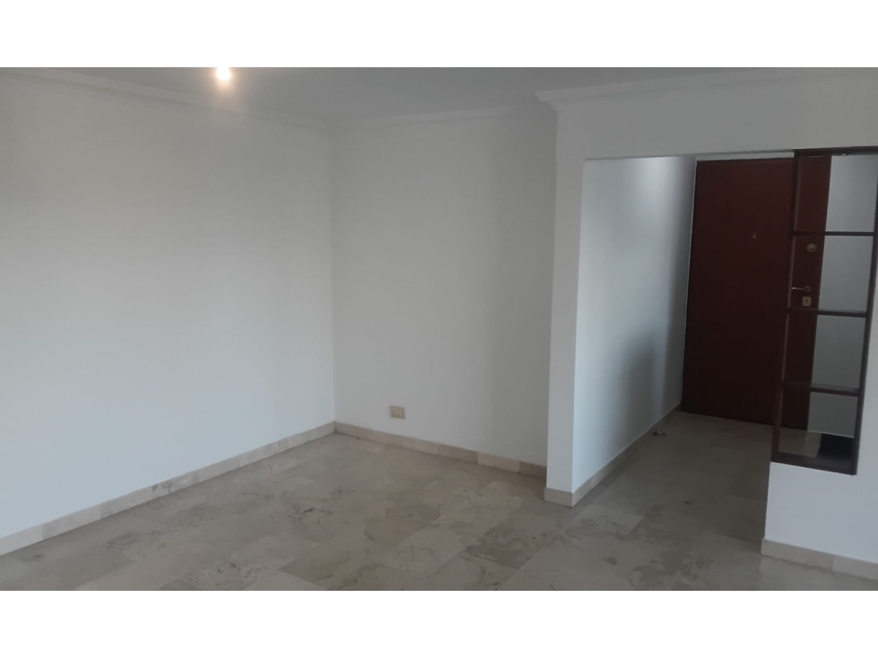 APARTAMENTO PARA LA VENTA EN EL POBLADO SECTOR LOS BALSOS.