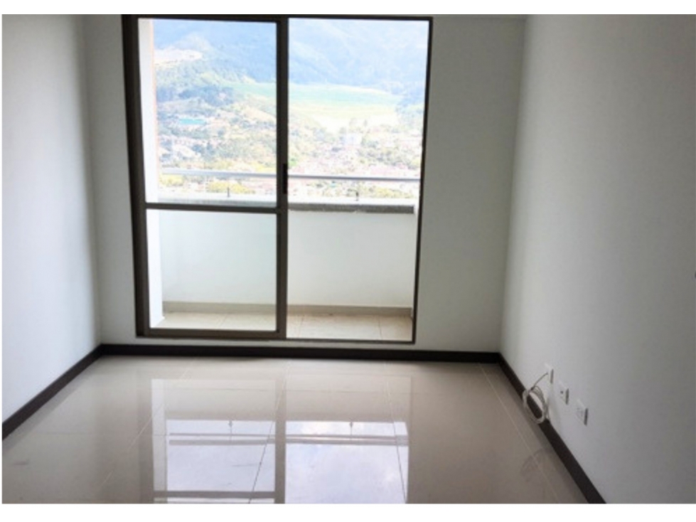 Apartamento en venta enel sector Puerta del Norte, Niquia — foto 4