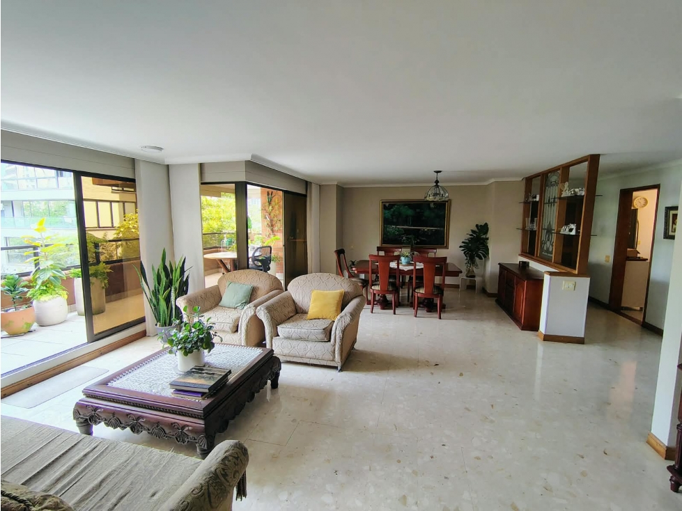 VENTA AMPLIO APARTAMENTO POBLADO SAN LUCAS CON TERRAZA — foto 6
