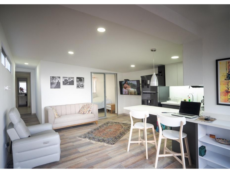 ARRIENDO APARTAMENTO AMOBLADO LAURELES — foto 6
