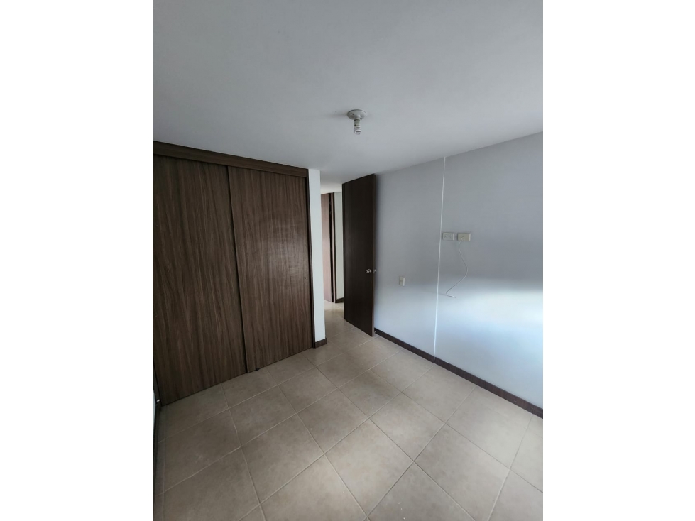 Vendo apartamento 72m2 en Suramérica, Itagüí, unidad completa — foto 6