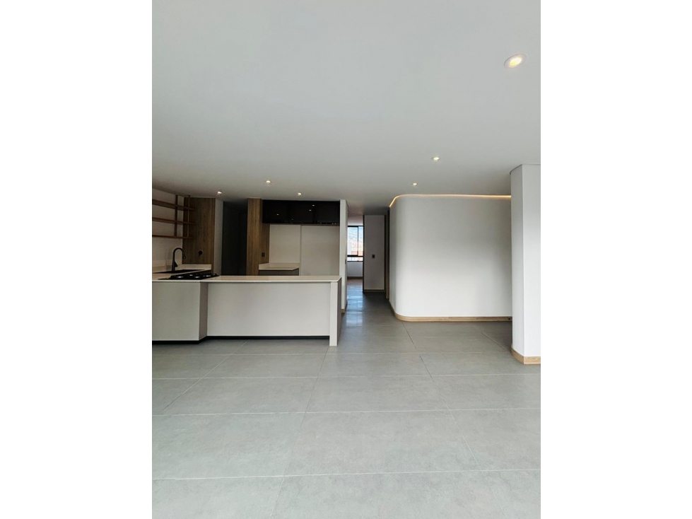 SE VENDE APARTAMENTO EN LAURELES LA CASTELLANA 101MTS — foto 5
