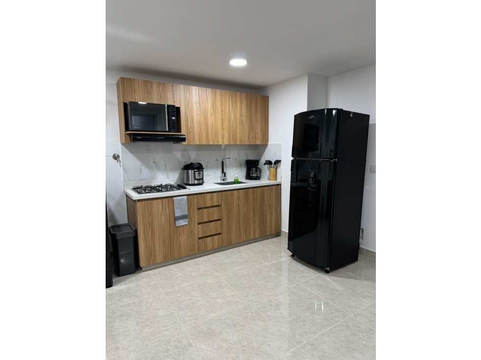 VENTA DE APARTAESTUDIO INTERNO AMOBLADO EN SABANETA - SANTA ANA — foto 3