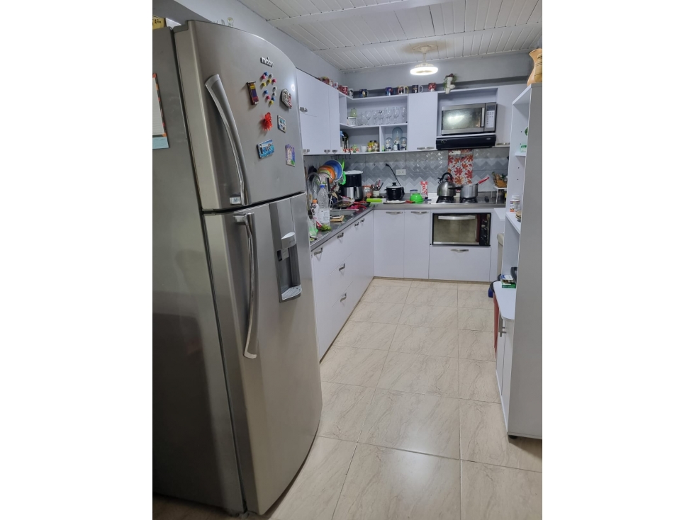 VENTA DE CASA DÚPLEX EN MEDELLÍN SECTOR DOCE DE OCTUBRE — foto 4