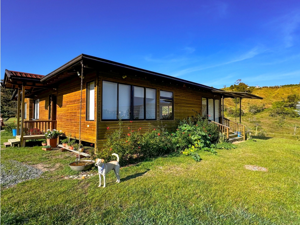 EL SANTUARIO Venta de 2 hermosas casas modernas de madera inmunizada — foto 6