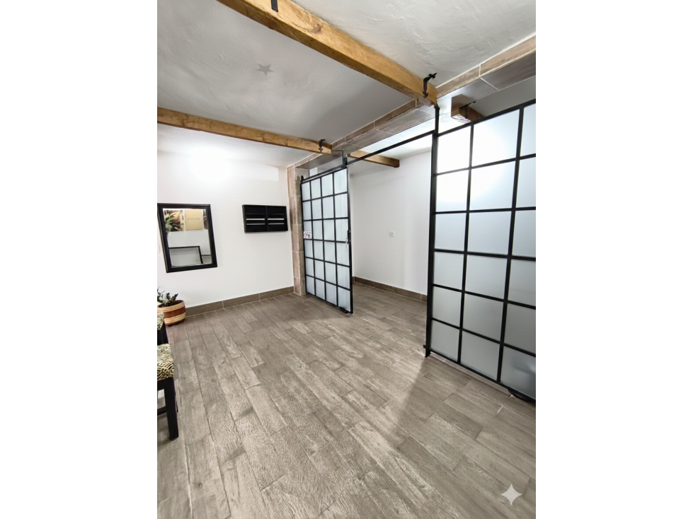 VENTA LOCAL DE 64 M2 EN VIA PRINCIPAL A 100 MTS DEL PARQUE EL RETIRO — foto 3