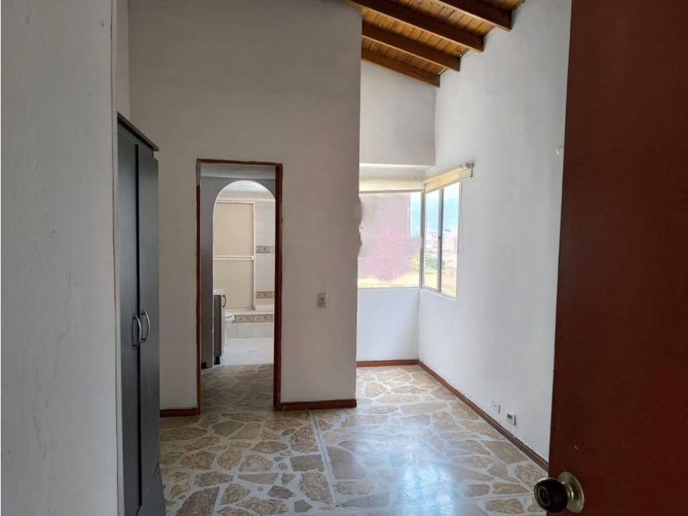 VENTA DE APARTAMENTO EN MEDELLÍN SECTOR PRADO CENTRO — foto 3