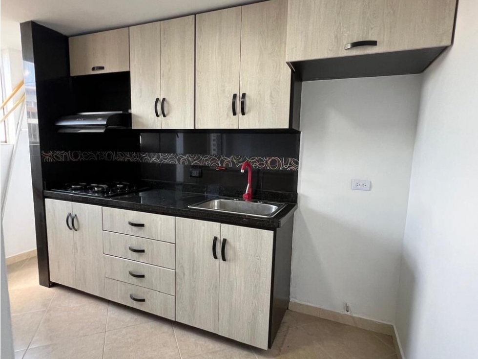 VENTA DE APARTAMENTO EN MEDELLÍN SECTOR LAURELES — foto 4