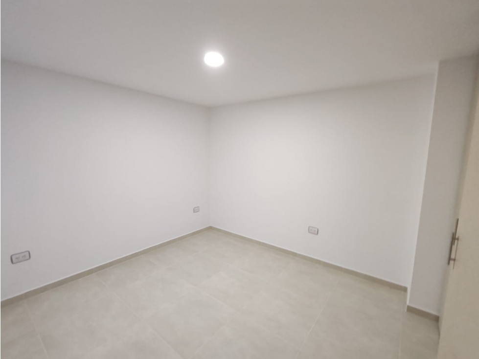 VENDO APTO BARRIO HOLANDA — foto 4