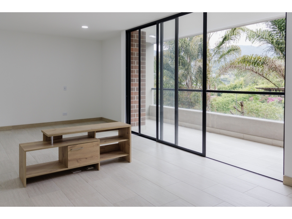 VENTA APARTAESTUDIO EN LA ENTRADA A EL RETIRO — foto 3