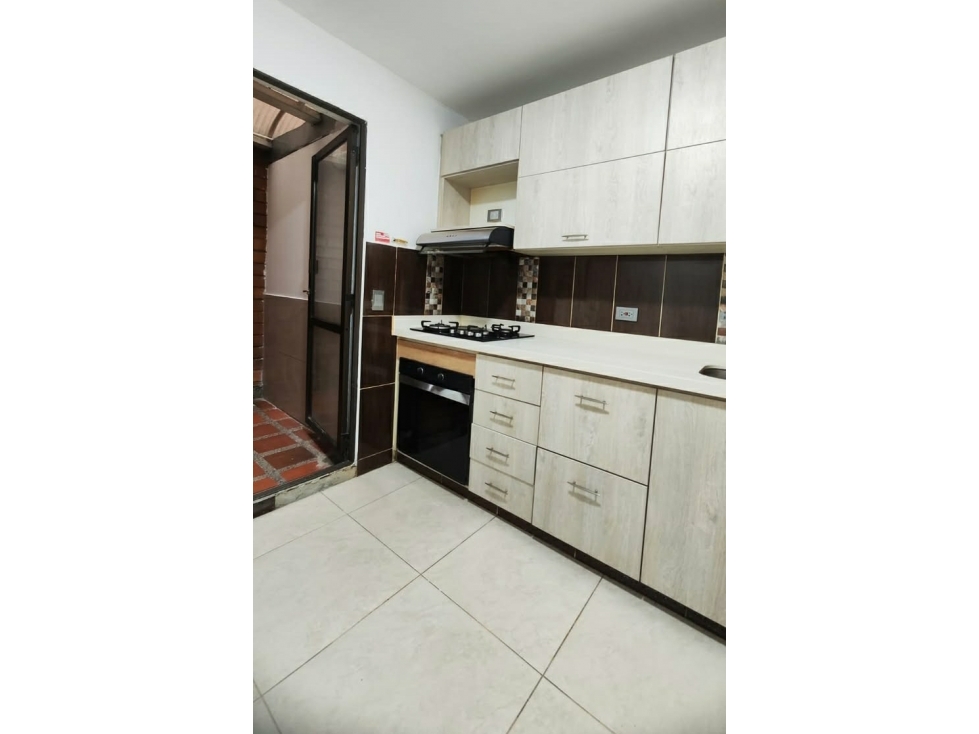 APARTAMENTO DE 80m2 PISO 1 EN VENTA EN SIMON BOLIVAR - MEDELLIN — foto 4