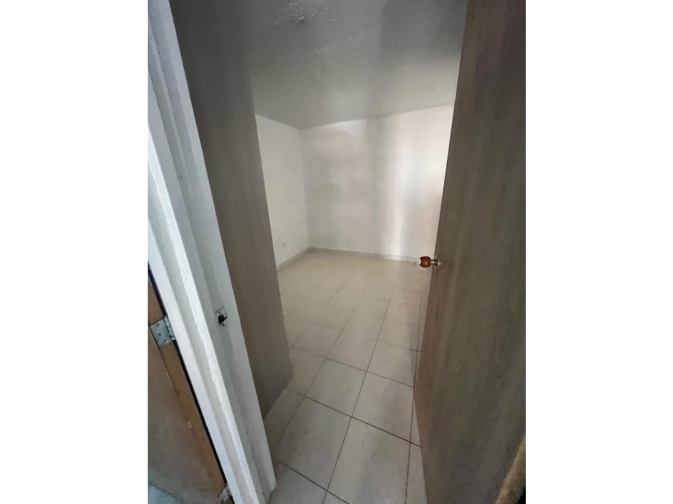 VENTA DE CASA PRIMER PISO EN SAN ANTONIO DE PRADO SECTOR BARICHARA — foto 6