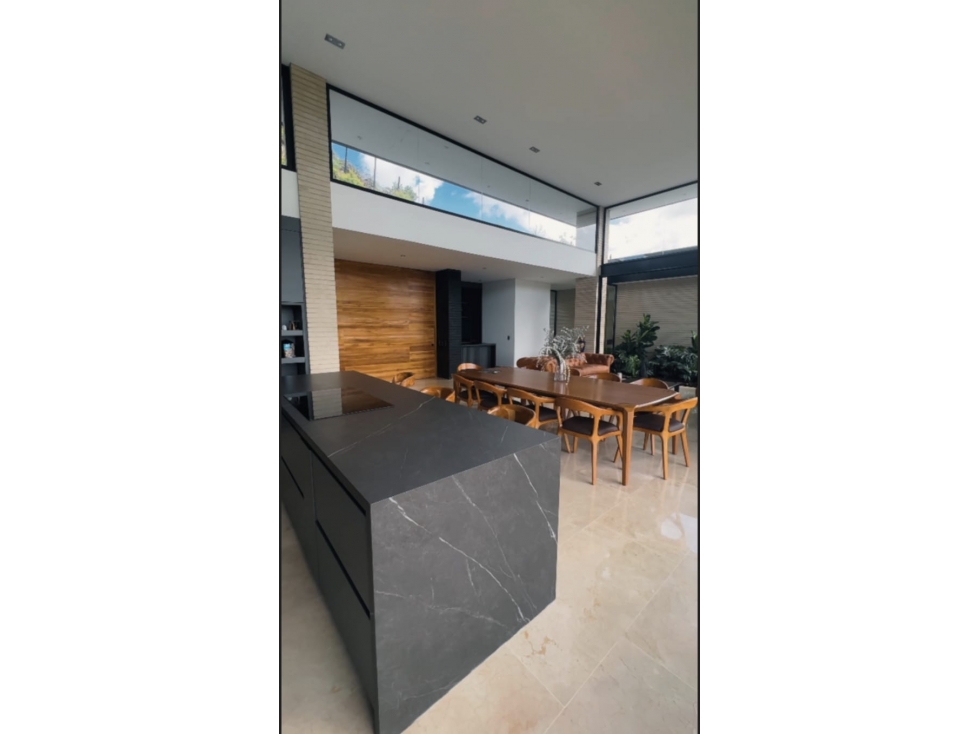 VENTA DE CASA CAMPESTRE LUXURY EN LEJOS DEL NIDO, EL RETIRO — foto 4