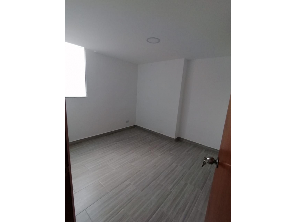 SE VENDE APARTAMENTO SECTOR LA GABRIELA EN BELLO 52 MTS — foto 3