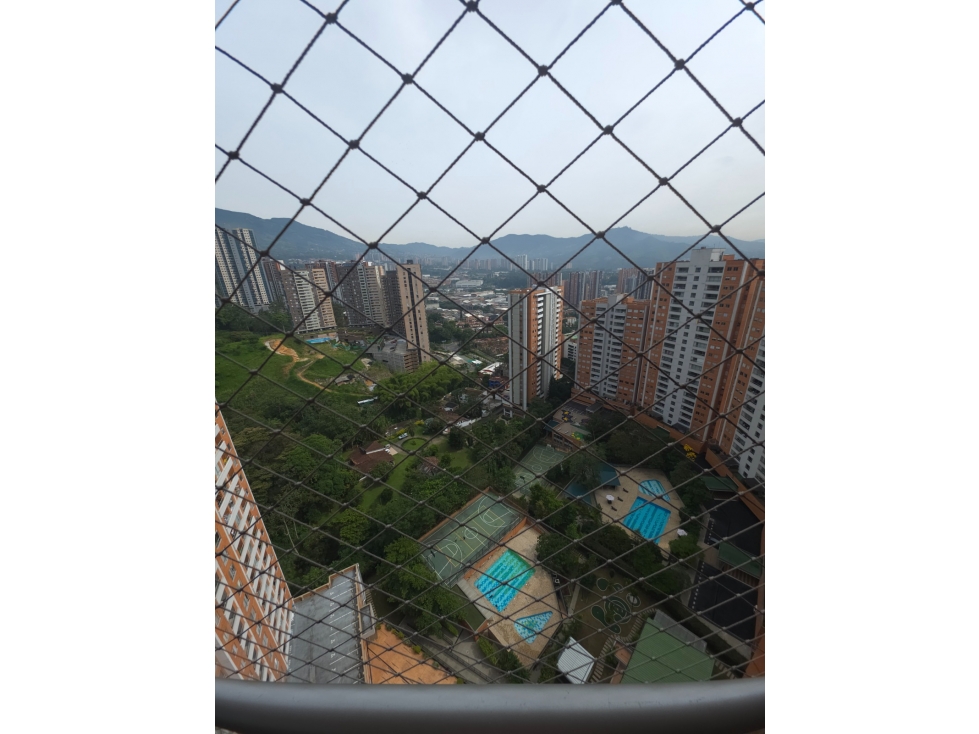 VENTA DE APARTAMENTO EN SABANETA SECTOR PAN E AZUCAR — foto 3