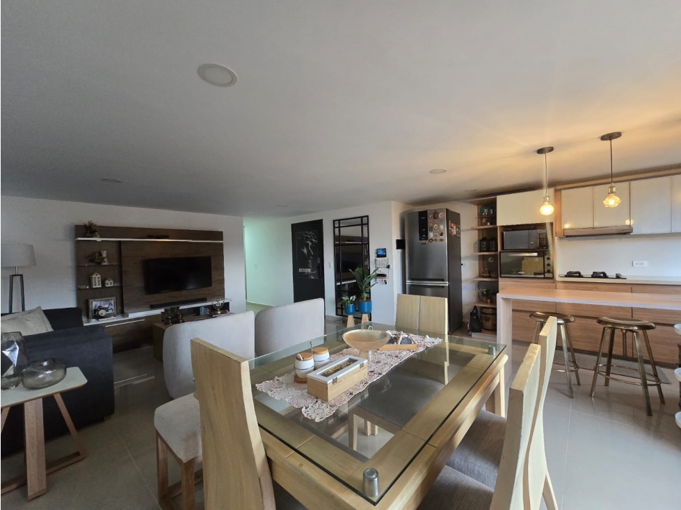 SE VENDE APARTAMENTO LAURELES.EL NOGAL EN MEDELLIN 104MTS — foto 3