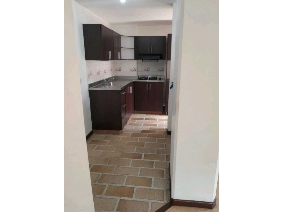 VENTA DE APARTAMENTO EN BELÉN SECTOR LOMA DE LOS BERNAL PARTE BAJA — foto 3