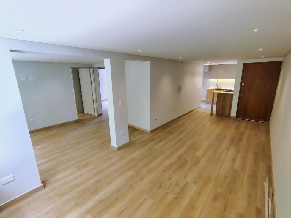 Venta Apartamento en Conquistadores con excelente ubicación