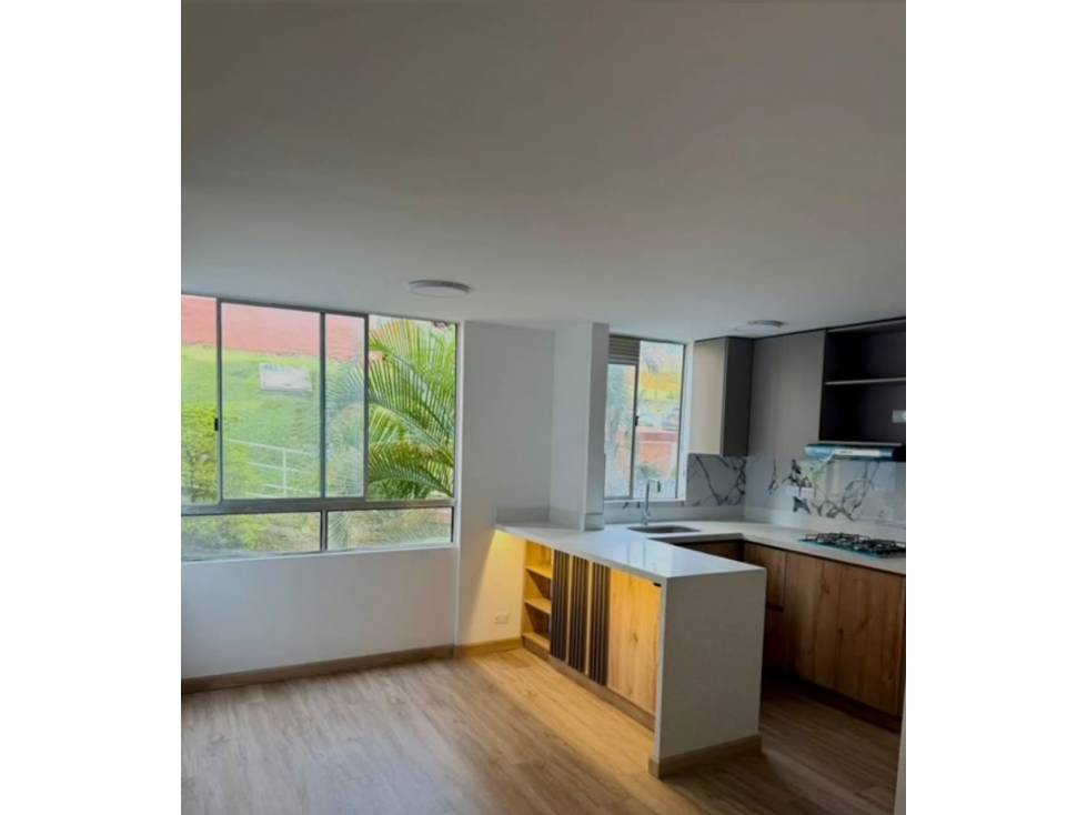 VENTA DE APARTAMENTON EN SAN ANTONIO DE PRADO SECTOR PRADITO — foto 3