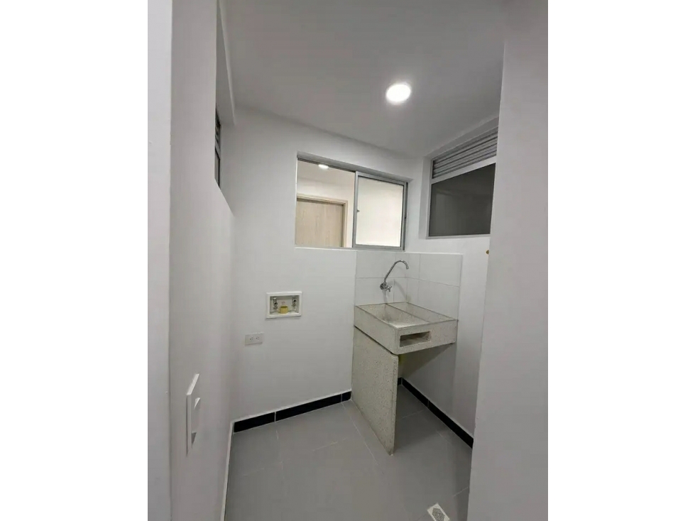 VENTA DE APARTAMENTO DE 77 m2 EN SABANETA - ASDESILLAS — foto 4