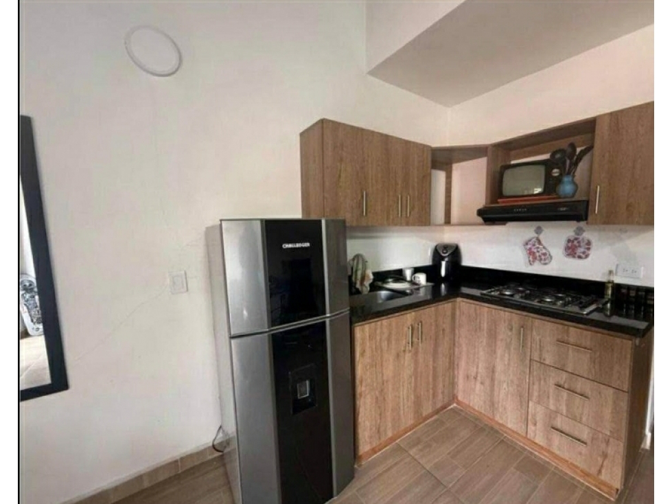 CASA CON 3 APARTAMENTOS EN VENTA EN LA CEJA - ANTIOQUIA — foto 2