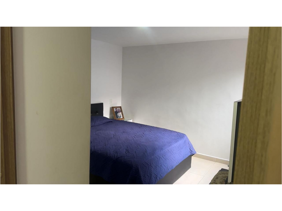 Apartamento en Venta en Medellín Loma de los Bernal — foto 2