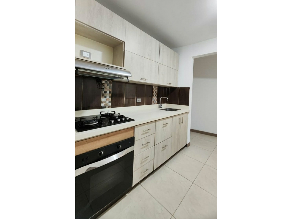 APARTAMENTO DE 80m2 PISO 1 EN VENTA EN SIMON BOLIVAR - MEDELLIN — foto 5