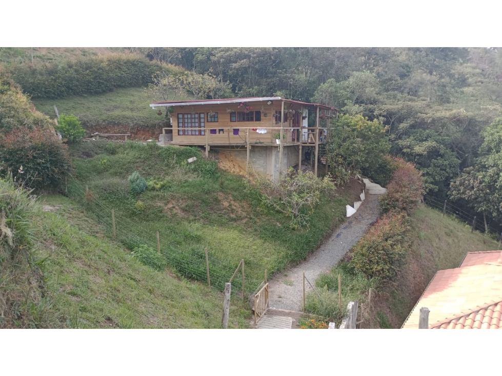 VENTA DE CASA FINCA EN GUARNE VEREDA SAN MIGUEL PARTE BAJA