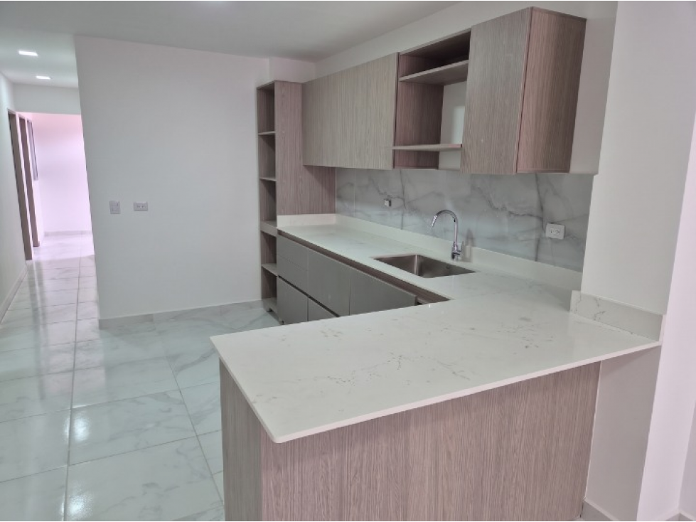 VENDO CASA - A ESTRENAR EN BARRIO NUEVO (BELLO)
