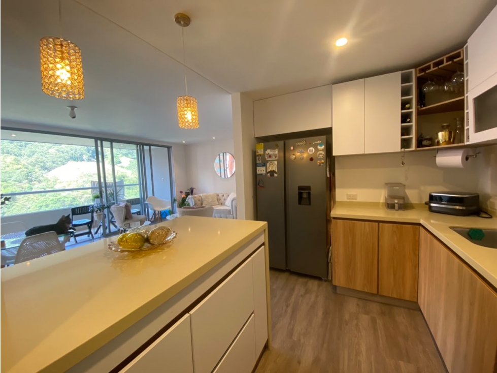 EN VENTA APARTAMENTO EN SABANETA - SECTOR PLANO