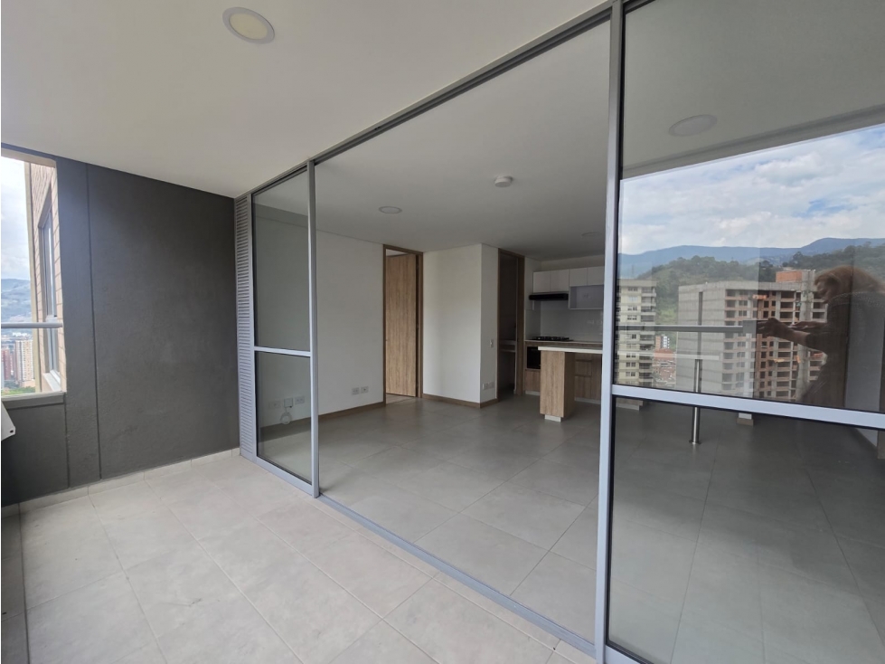 SE VENDE APARTAMENTO EN SAN JOSE SABANETA PARTE BAJA 72MTS — foto 3
