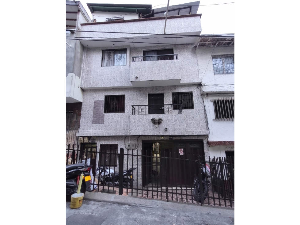 VENDO CASA 1ER PISO CON GARAJE EN CASTILLA PARTE MEDIA | 110 m² — foto 3