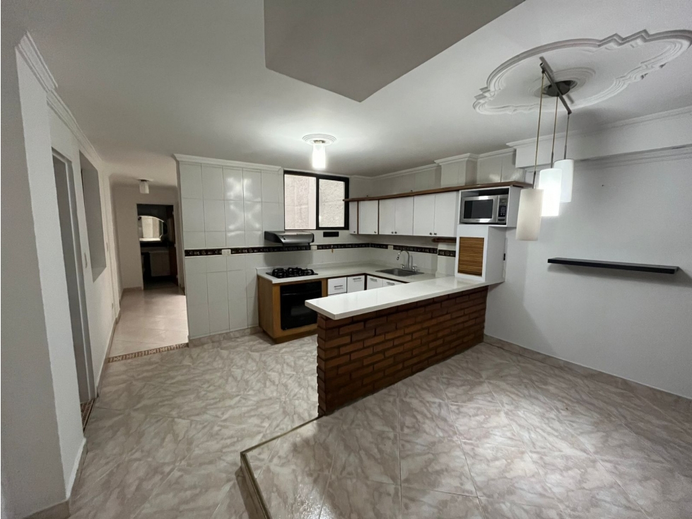 VENDO APARTAMENTO 1ER PISO EN LA AMÉRICA - MEDELLÍN | 93 m² SIN ADMIN — foto 3