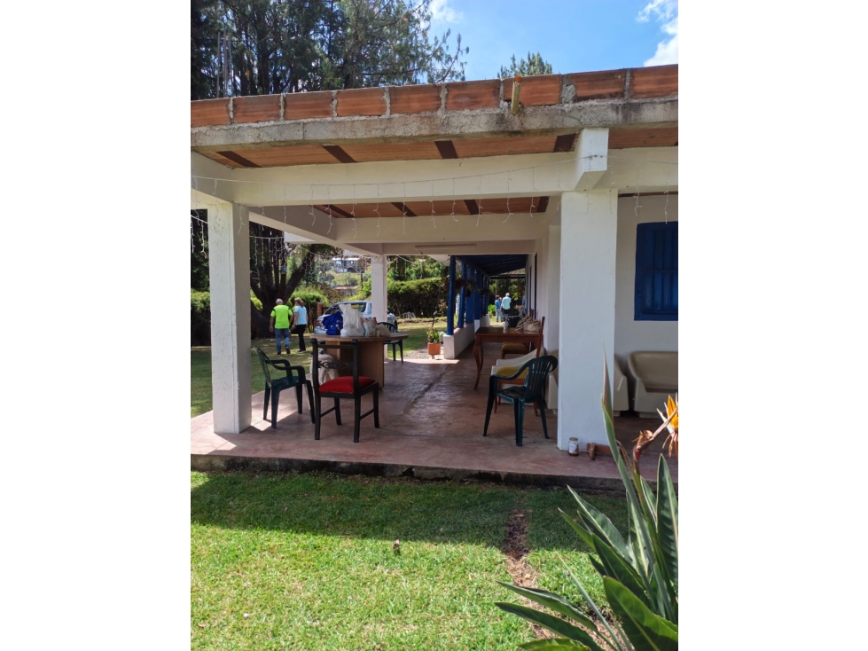 VENTA HERMOSA FINCA EN GUARNE - 2