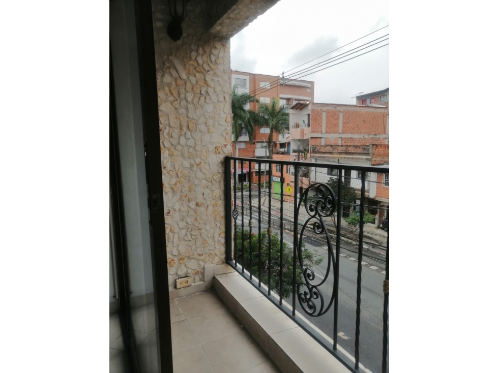 VENTA DE APARTAMENTO DUPLEX EN PISO 3 - EN BELEN ROSALES - MEDELLIN