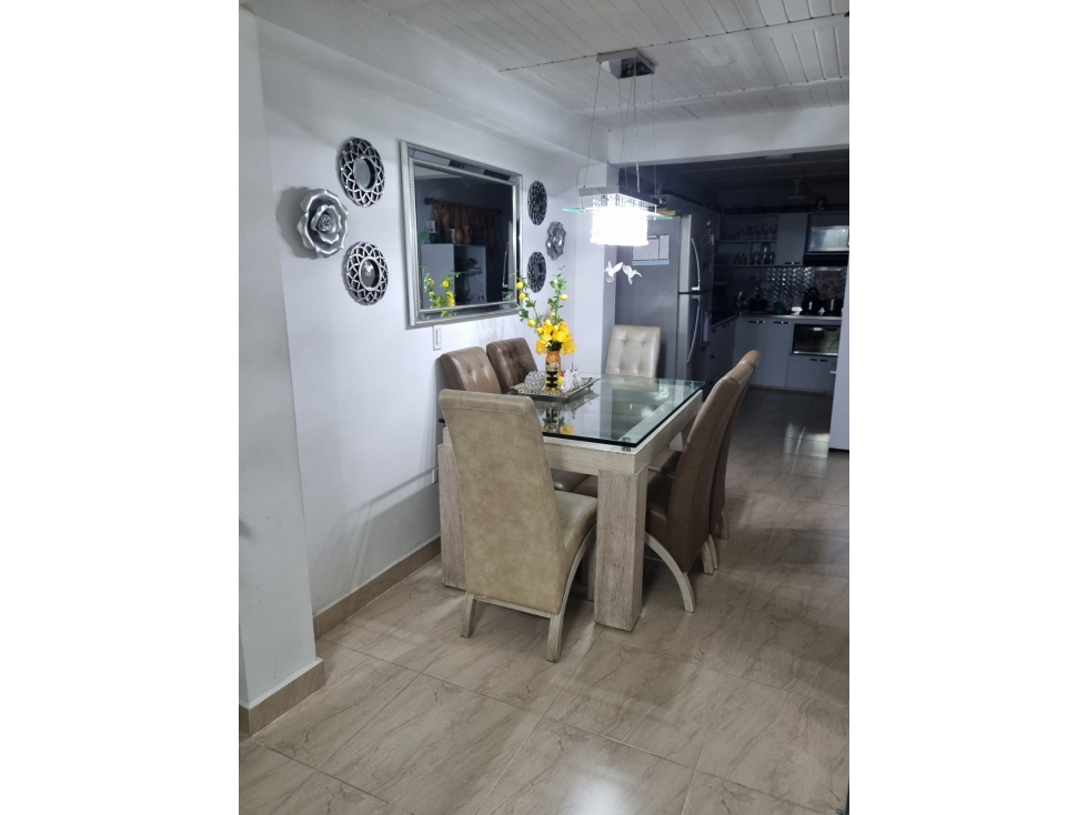 VENTA DE CASA DÚPLEX EN MEDELLÍN SECTOR DOCE DE OCTUBRE — foto 5