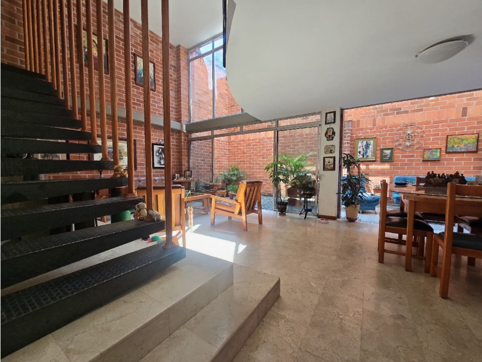 Hermosa Casa En Venta En Sabaneta Loma de San Jose 256mts - 3