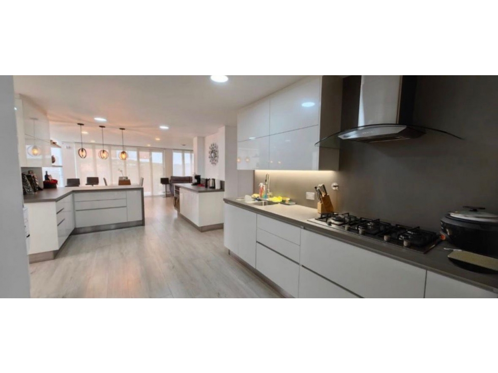 VENTA DE CASA EN SABANETA - SAN REMO — foto 4