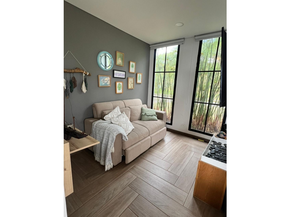 Venta de casa campestre en Envigado, 1216 mts Alto del Escobero — foto 6