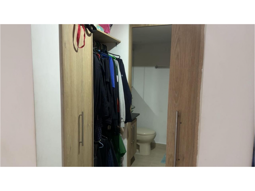 Apartamento en Venta en Medellín Loma de los Bernal — foto 6