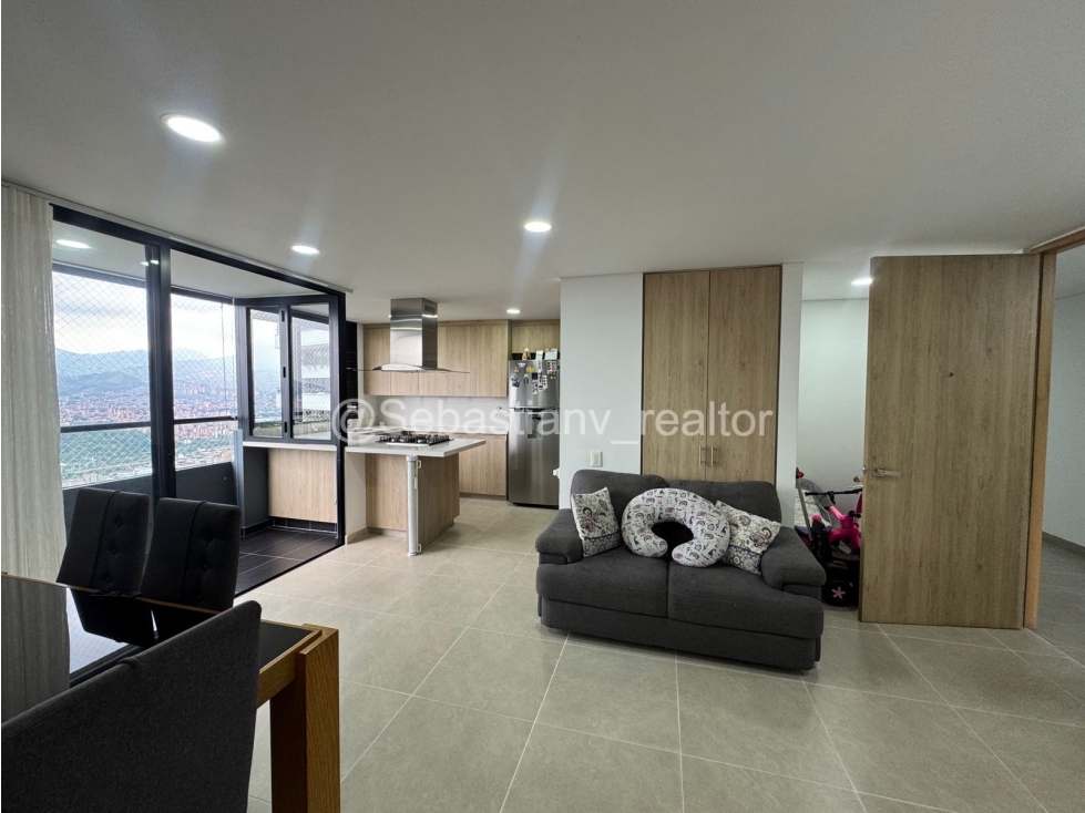 Venta de apartamento en las Palmas, 88 mts Medellin el poblado — foto 2