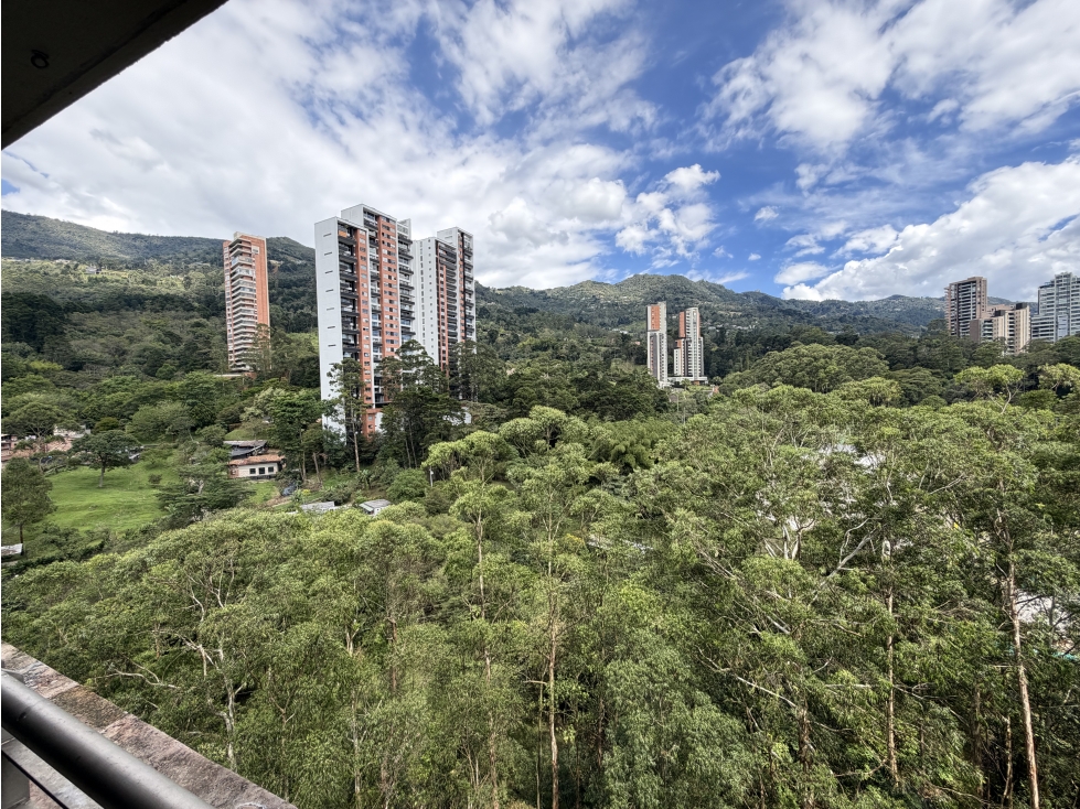 VENTA APARTAMENTO TRANSVERSAL SUPERIOR CON LOS GONZALEZ | MEDELLIN
