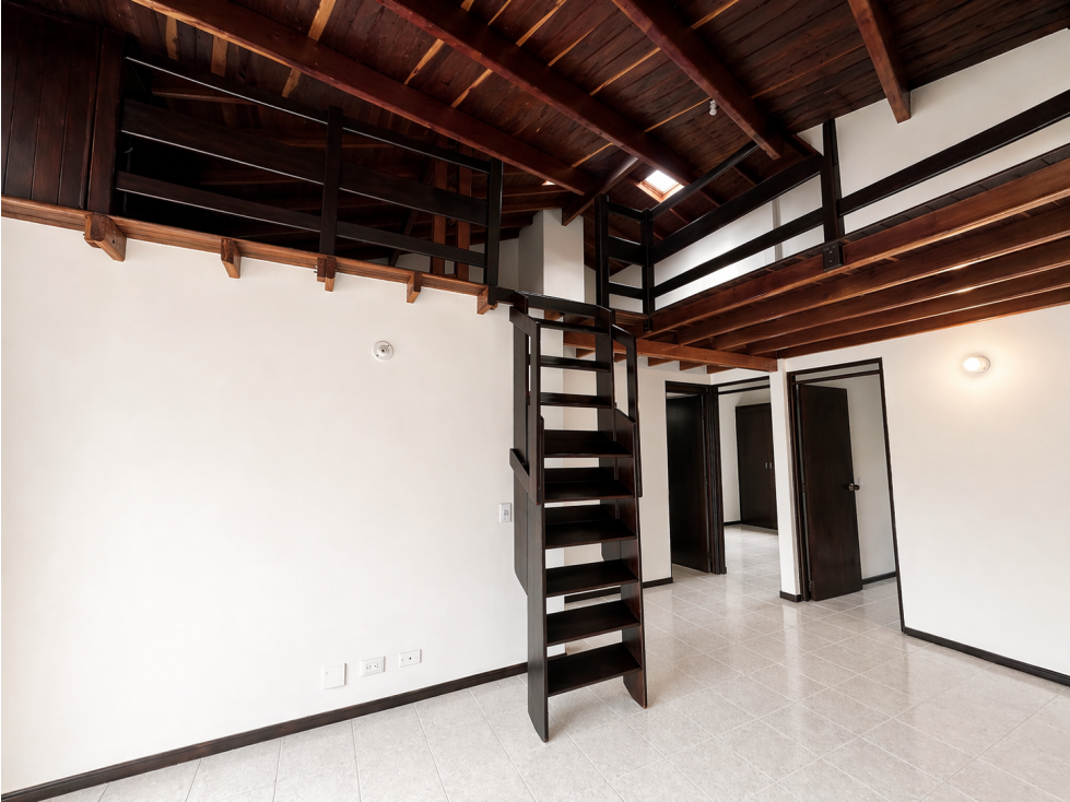 APARTAMENTO EN VENTA SABANETA PISO 5 ACCESO ESCALERAS — foto 2