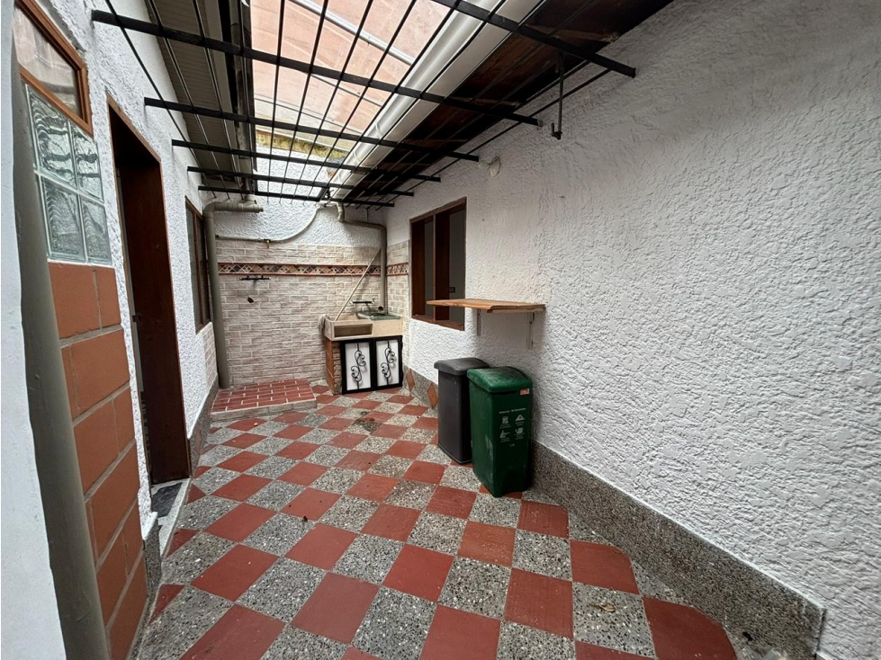 CASA EN VENTA PRIMER PISO EN SABANETA — foto 5