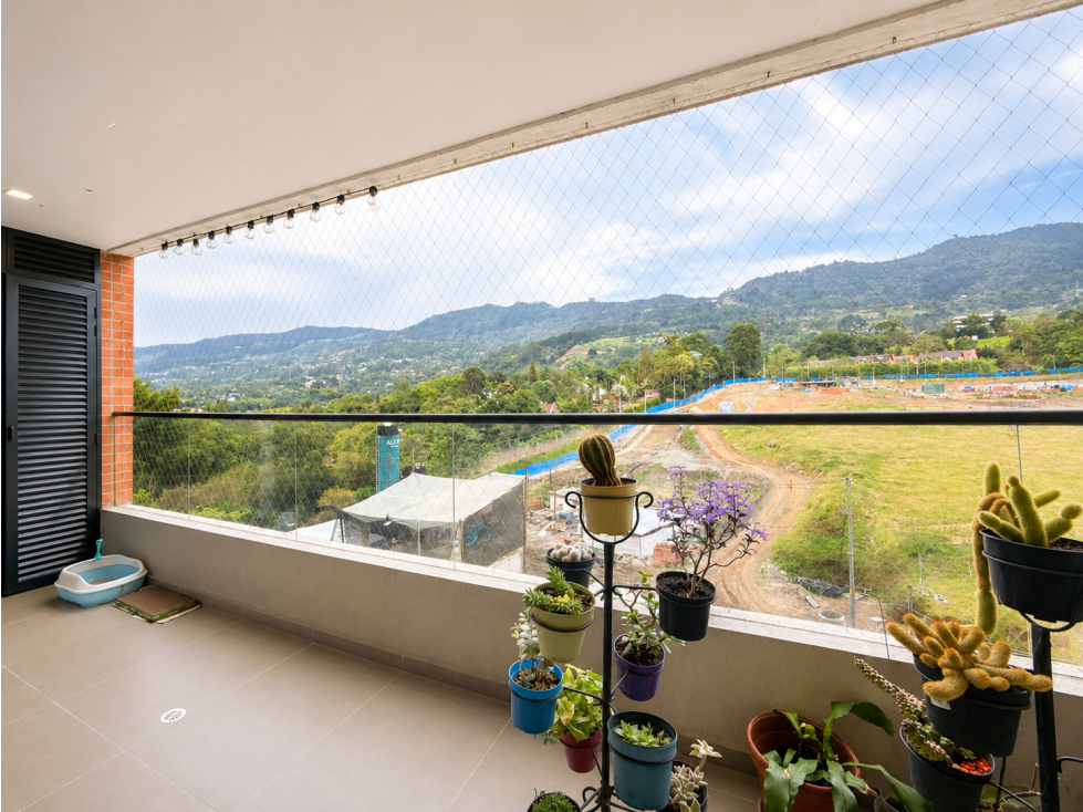 VENTA MODERNO APARTAMENTO LOMA DEL ESCOBERO