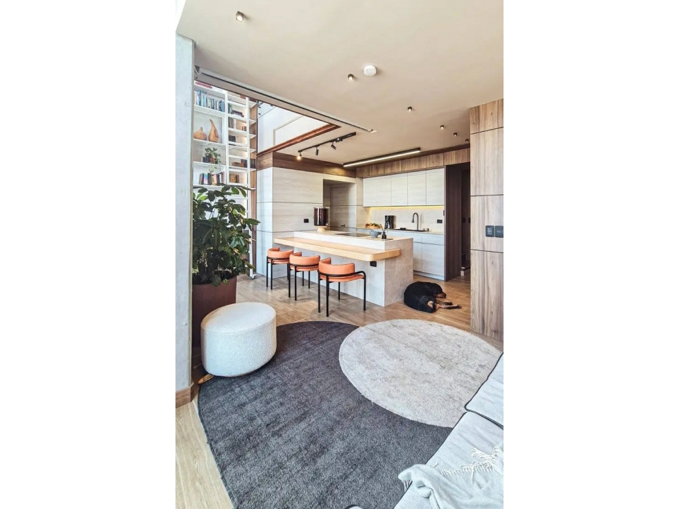 APARTAMENTO DUPLEX DE 82m2 EN VENTA EN EL POBLADO - MEDELLIN — foto 2